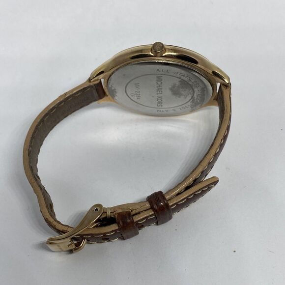 Michael Kors Runway MK2284 Women's Brown Leather Analog Dial Quartz Watch UC882 - Picture 11 of 12